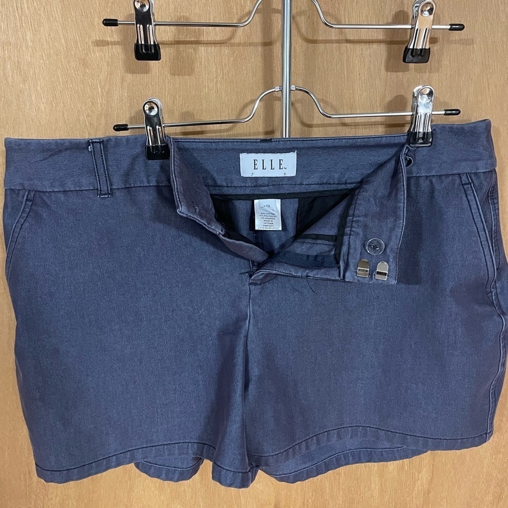ELLE- dress shorts